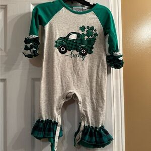 Infants girls size 6-12 months Marie Nicole Clothing lucky shamrock romper